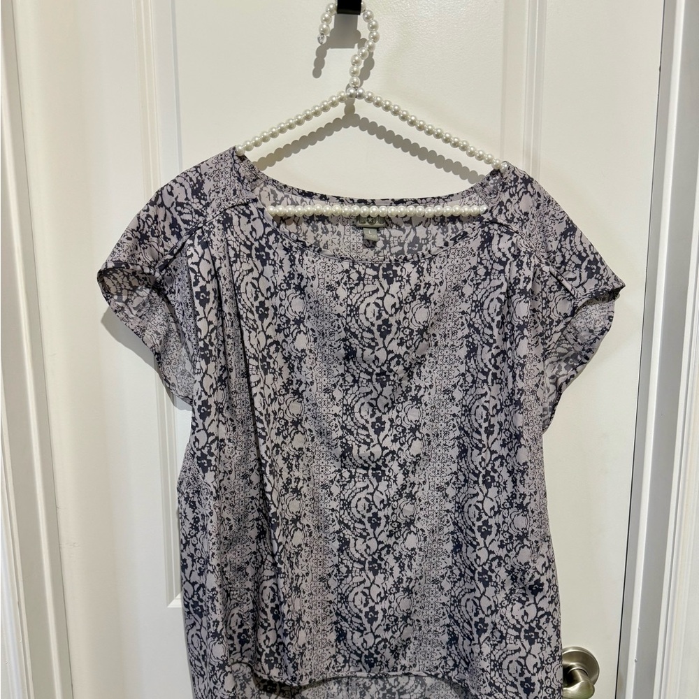 Converse Women's Top - Black and White Lace Print